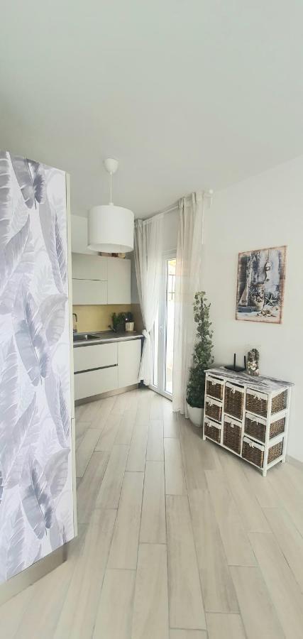 Residence Eucalyptus Suite 2 Casa Indipendente Sanremo Luaran gambar
