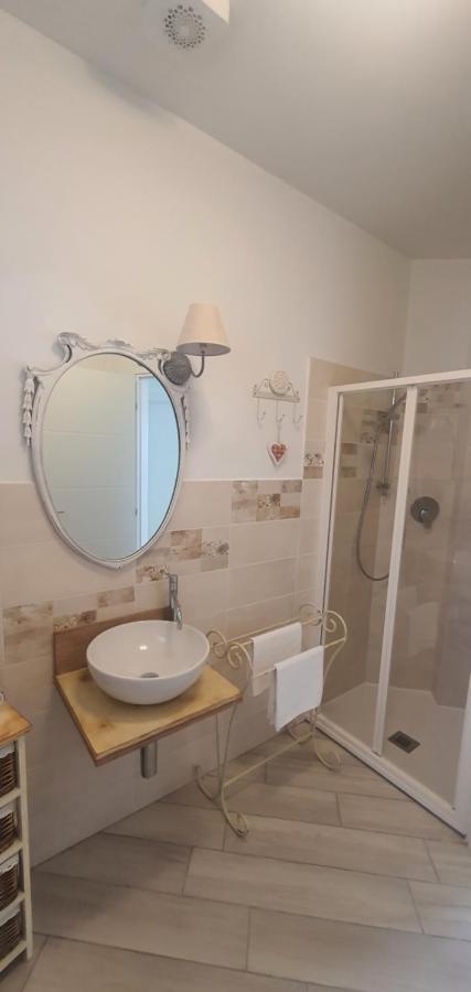 Residence Eucalyptus Suite 2 Casa Indipendente Sanremo Luaran gambar
